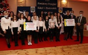 III Powiatowy Przegląd Kolęd i Pastorałek w Łopusznie  (1)