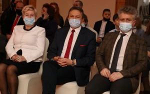 III Powiatowy Przegląd Kolęd i Pastorałek w Łopusznie  (3)