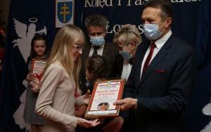 III Powiatowy Przegląd Kolęd i Pastorałek w Łopusznie  (3)