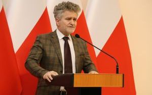Podpisanie umowy na asystentów osobistych osób niepełnosprawnych  (1)