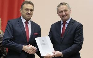 Podpisanie umowy na asystentów osobistych osób niepełnosprawnych  (3)