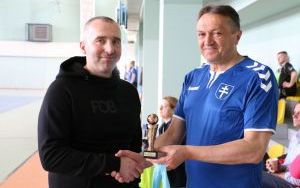 Za nami XX Halowe Mistrzostwa Radnych i Pracowników Samorządowych w Piłce Nożnej o Puchar Starosty Kieleckiego (5)