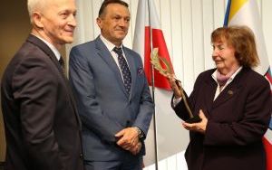 Wręczyliśmy akty nadania tytułów Honorowy Obywatel Powiatu Kieleckiego i Zasłużony dla Powiatu Kieleckiego (3)
