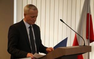 Wręczyliśmy akty nadania tytułów Honorowy Obywatel Powiatu Kieleckiego i Zasłużony dla Powiatu Kieleckiego (9)