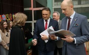 Starosta kielecki Mirosław Gębski spotkał się z uczestnikami międzynarodowego projektu Erasmus + (11)