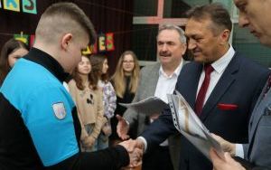 Starosta kielecki Mirosław Gębski spotkał się z uczestnikami międzynarodowego projektu Erasmus + (2)