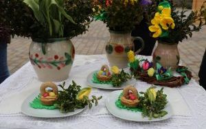 Kolorowy kiermasz w Chmielniku (4)