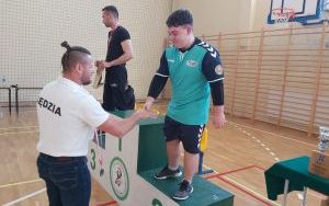 Mistrzostwa Województwa Świętokrzyskiego w wyciskaniu sztangi  (1)