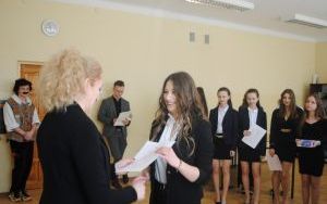 Pożegnanie absolwentów w powiatowy szkołach  (5)