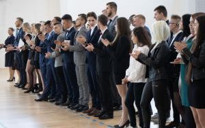 Pożegnanie absolwentów w powiatowy szkołach  (4)