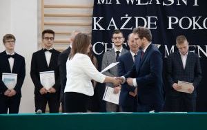 Pożegnanie absolwentów w powiatowy szkołach  (5)