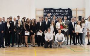 Pożegnanie absolwentów w powiatowy szkołach  (1)
