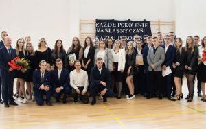 Pożegnanie absolwentów w powiatowy szkołach  (3)