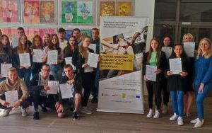POWIATOWY ZESPÓŁ SZKÓŁ W ŁOPUSZNIE (4)