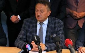 Podpisanie umowy drogowej (2)
