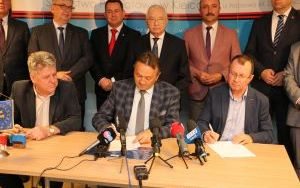 Podpisanie umowy drogowej (4)
