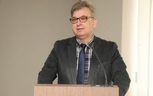Erasmus (1)
