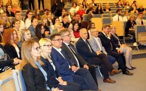 O zawodowej przyszłości młodzieży (7)
