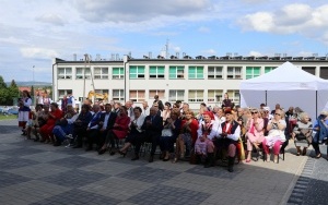 Eliminacje zespołów folklorystycznych i solistów w Jaworzni (2)