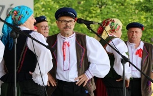 Eliminacje zespołów folklorystycznych i solistów w Jaworzni (1)