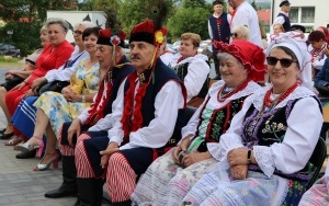 Eliminacje zespołów folklorystycznych i solistów w Jaworzni (2)