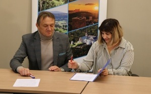 Podpisanie umów na działalność gospodarczą Z PFRON (4)