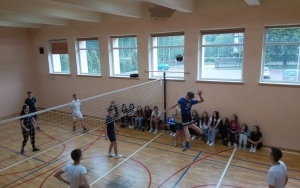 Dzień Sportu w Powiatowym Zespole Szkół w Bodzentynie (8)