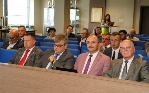 Sesja absolutoryjna  (4)