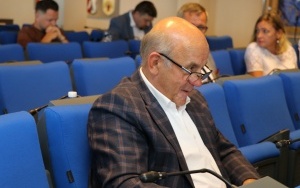 Sesja absolutoryjna  (2)