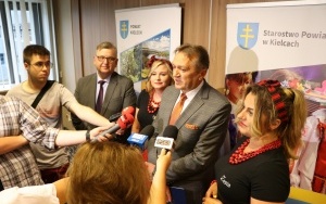 Konferencja przed Konkursem na Potrawę Powiatu Kieleckiego w Tokarni  (1)