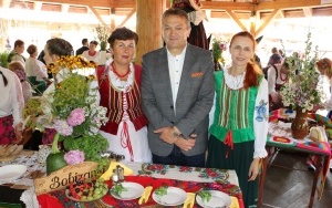 XV Konkurs na Najsmaczniejszą Potrawę Powiatu Kieleckiego w Tokarni  (4)