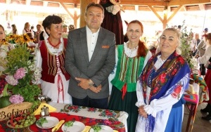 XV Konkurs na Najsmaczniejszą Potrawę Powiatu Kieleckiego w Tokarni  (3)