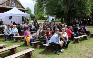 XV Konkurs na Najsmaczniejszą Potrawę Powiatu Kieleckiego w Tokarni  (4)