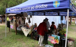 XV Konkurs na Najsmaczniejszą Potrawę Powiatu Kieleckiego w Tokarni  (2)