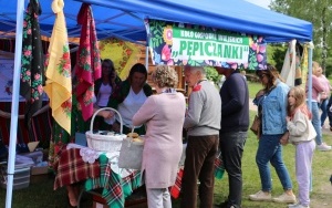XV Konkurs na Najsmaczniejszą Potrawę Powiatu Kieleckiego w Tokarni  (3)
