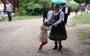 XV Konkurs na Najsmaczniejszą Potrawę Powiatu Kieleckiego w Tokarni  (1)
