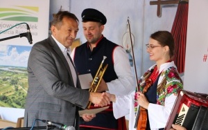 XV Konkurs na Najsmaczniejszą Potrawę Powiatu Kieleckiego w Tokarni  (1)