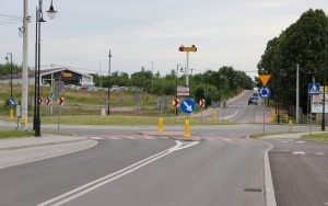 Nowe ronda w Chęcinach oddane do użytku  (4)
