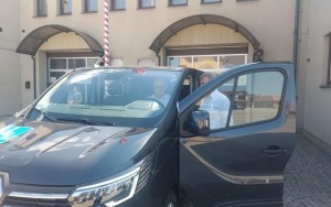 Nowy bus dla niepełnosprawnych w powiecie (2)