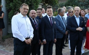 Strażacy ochotnicy z nowym wozem (5)