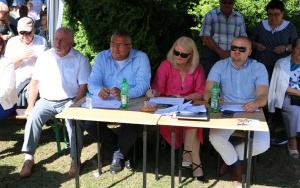 Powiatowy Przegląd Zespołów Folklorystycznych i Solistów w Chmielniku  (3)