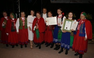 Powiatowy Przegląd Zespołów Folklorystycznych i Solistów w Chmielniku (3)