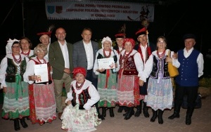 Powiatowy Przegląd Zespołów Folklorystycznych i Solistów w Chmielniku (5)
