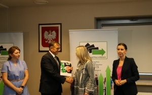 Podpisanie umów na działalność gospodarczą (1)