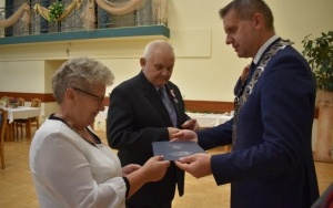Ponad pół wieku razem. Małżeństwa z długim stażem świętowały w Chmielniku (15)