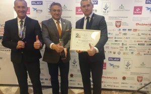 Konferencja - Powiat kielecki Liderem w pozyskiwaniu funduszy zewnętrznych  (1)