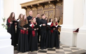 Muzyczna uczta na Świętym Krzyżu (3)