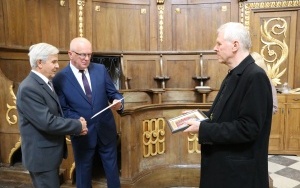 Muzyczna uczta na Świętym Krzyżu (2)