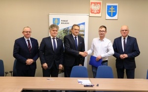 Podpisanie umów na własną działalność i stanowiska pracy  (5)