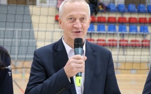 IX Powiatowy Turniej Piłki Siatkowej o Puchar Przewodniczącego Rady Powiatu w Kielcach (2)